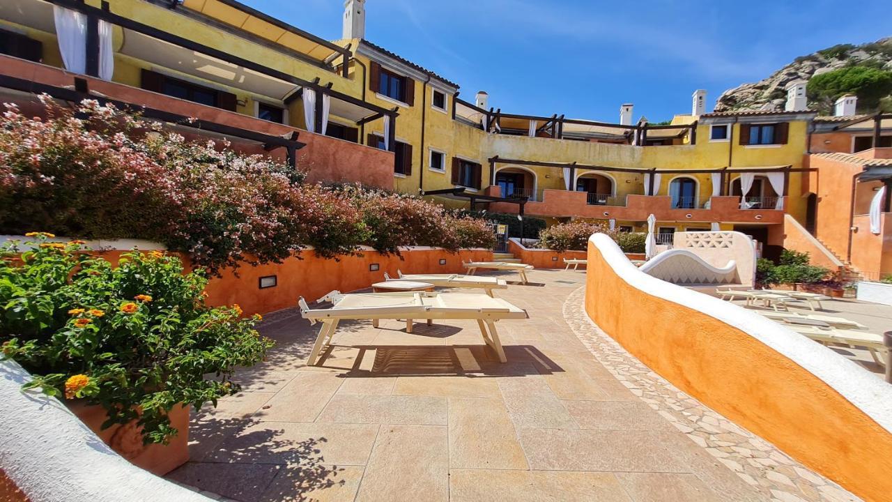 Residence Borgo Punta Villa La Maddalena  Exteriér fotografie