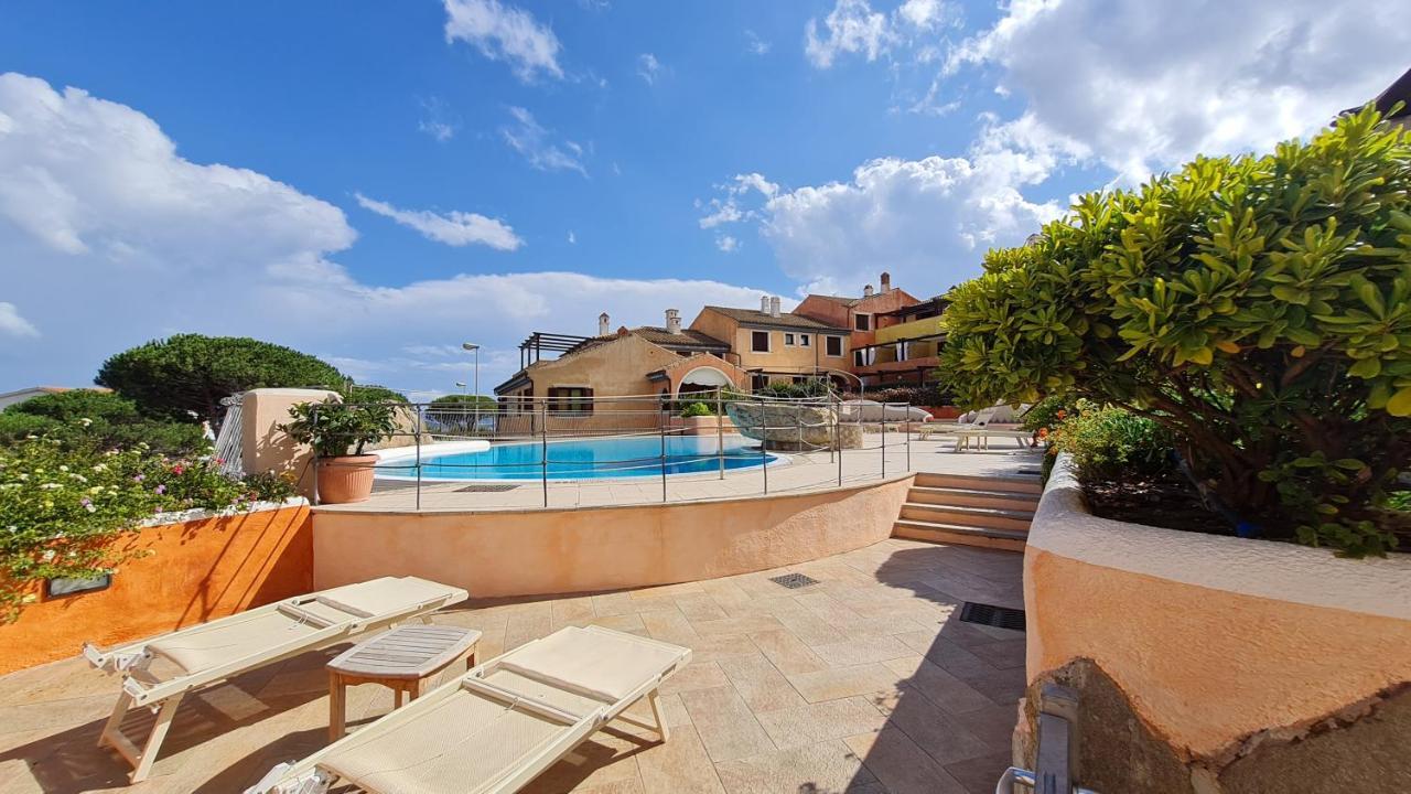 Residence Borgo Punta Villa La Maddalena  Exteriér fotografie